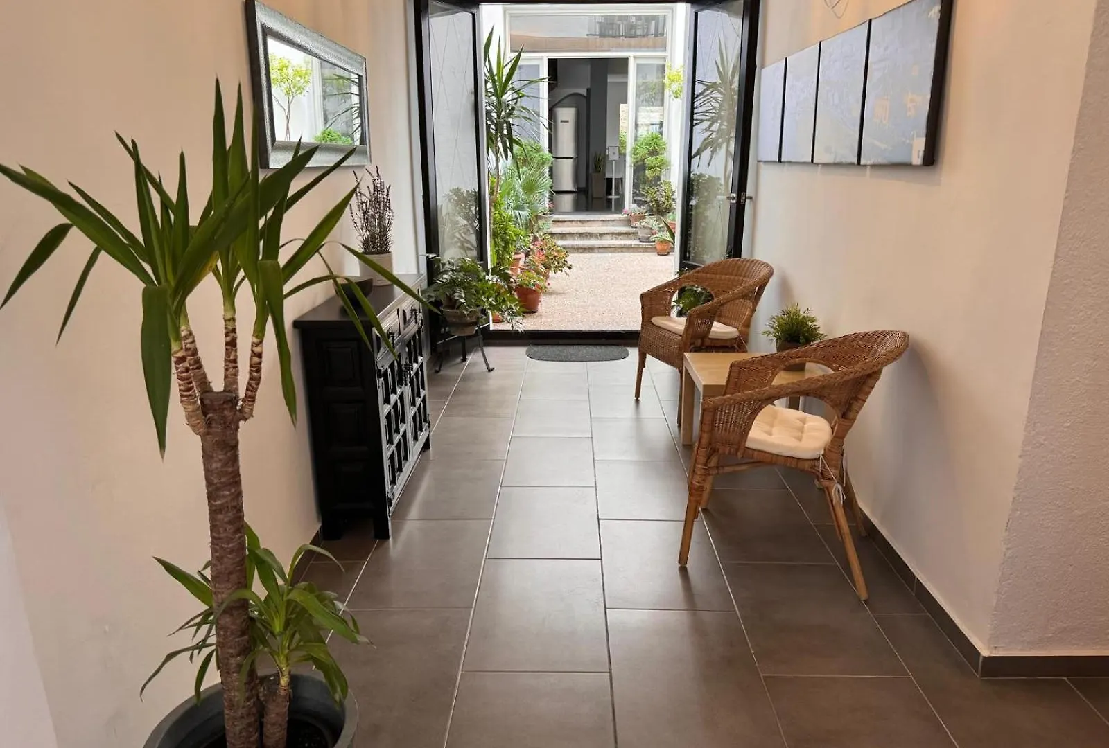 Hostal Mediterraneo Tossa de Mar Gasthof